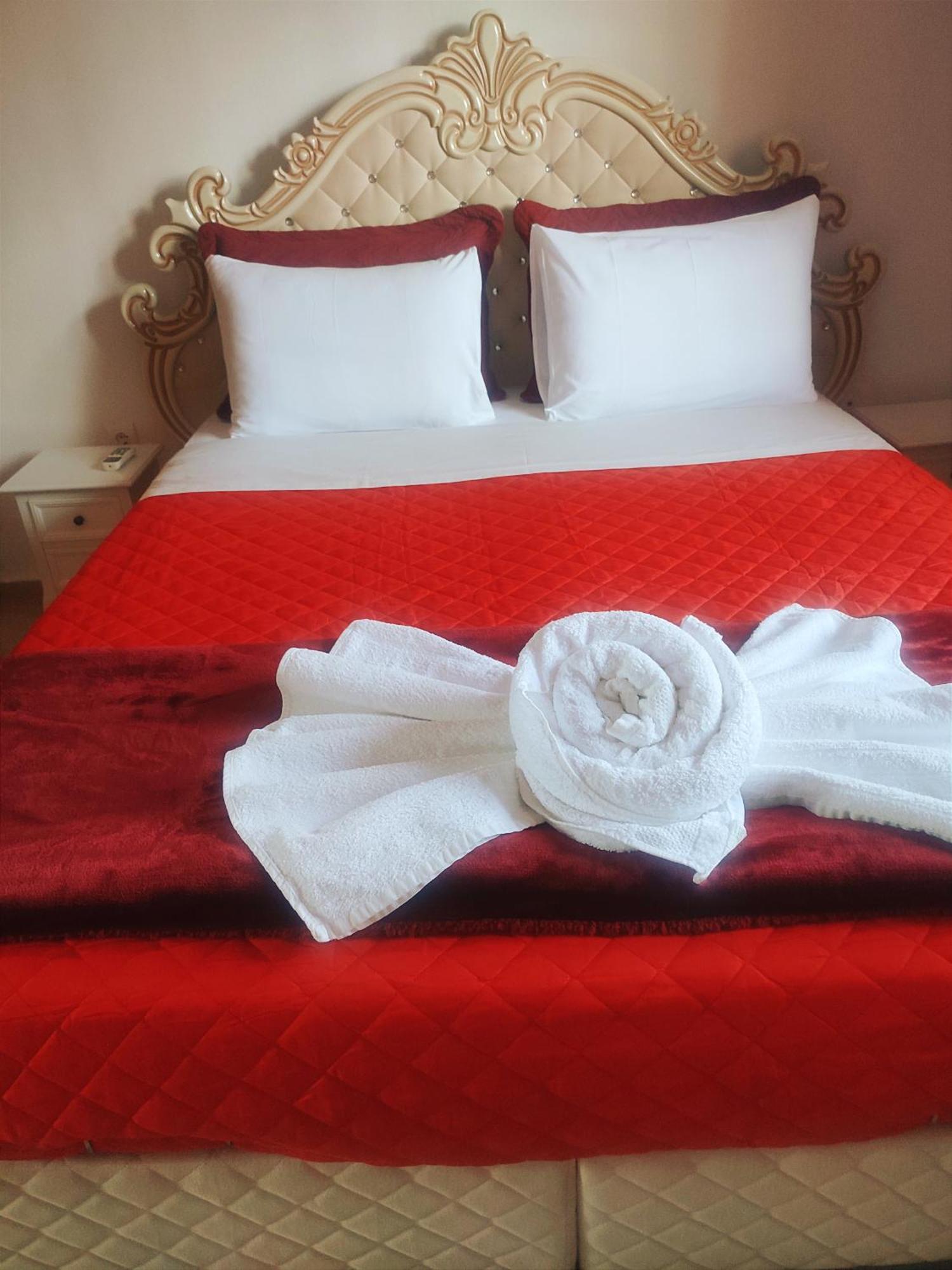 Precious Apartment Corinth Экстерьер фото